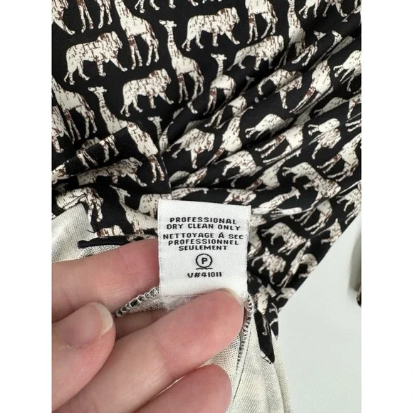 Diane Von Furstenburg Opal Jungle Animal Print Silk Button Front Romper Size 6‎ - Picture 13 of 15